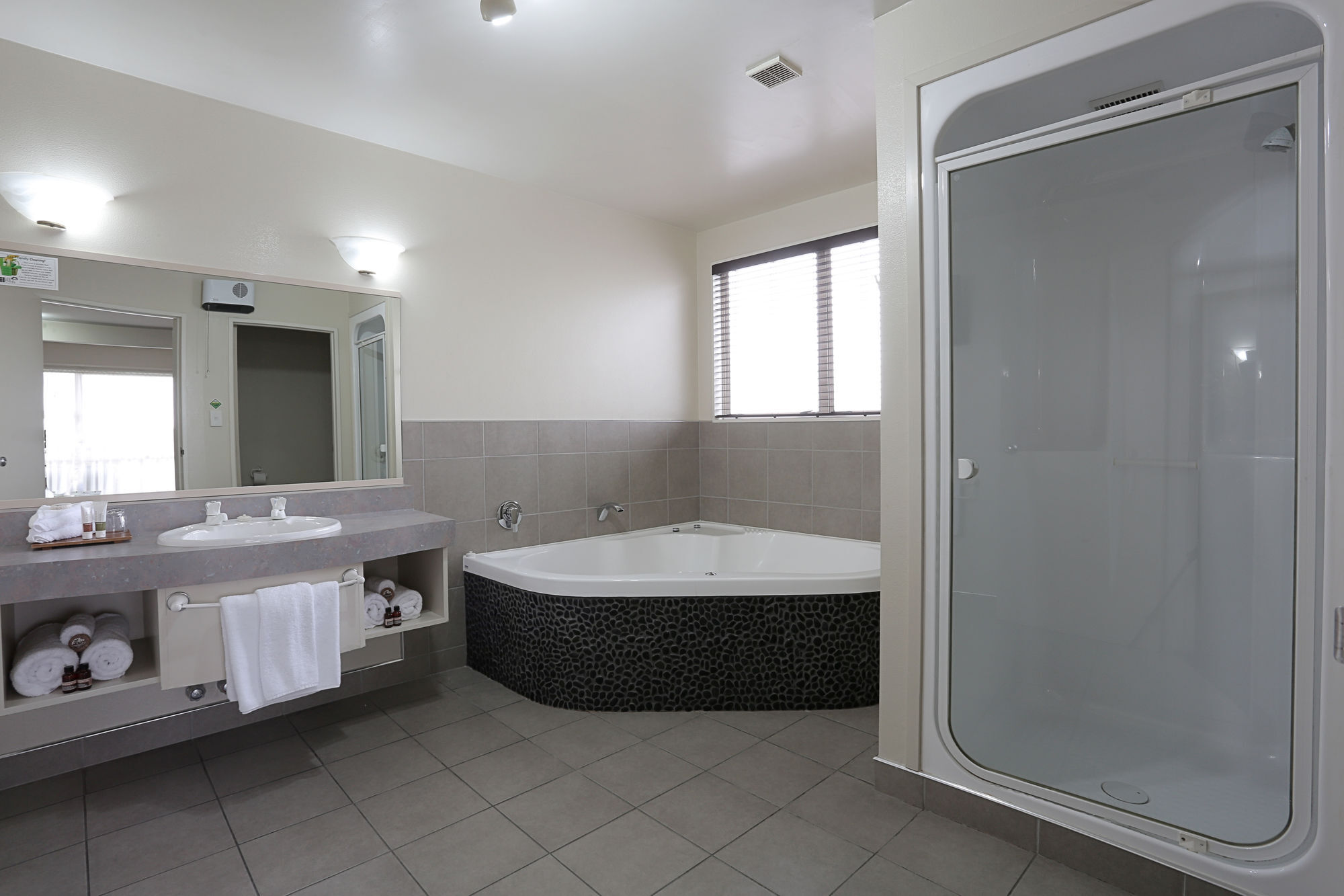 אינברקארגיל Homestead Villa Motel מראה חיצוני תמונה